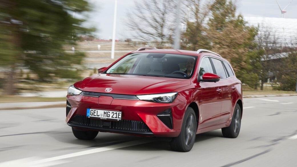 European press excited about new MG5 Electric