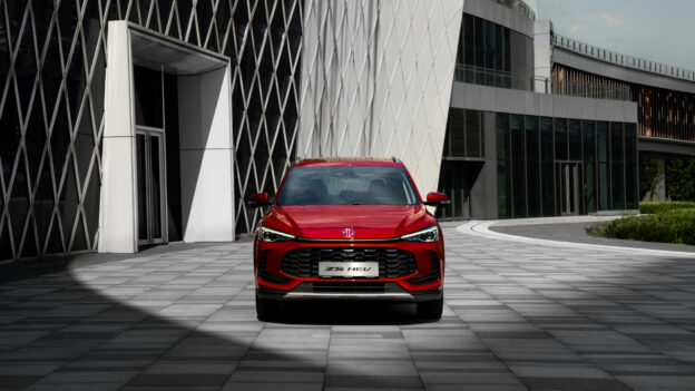 MG ZS HEV