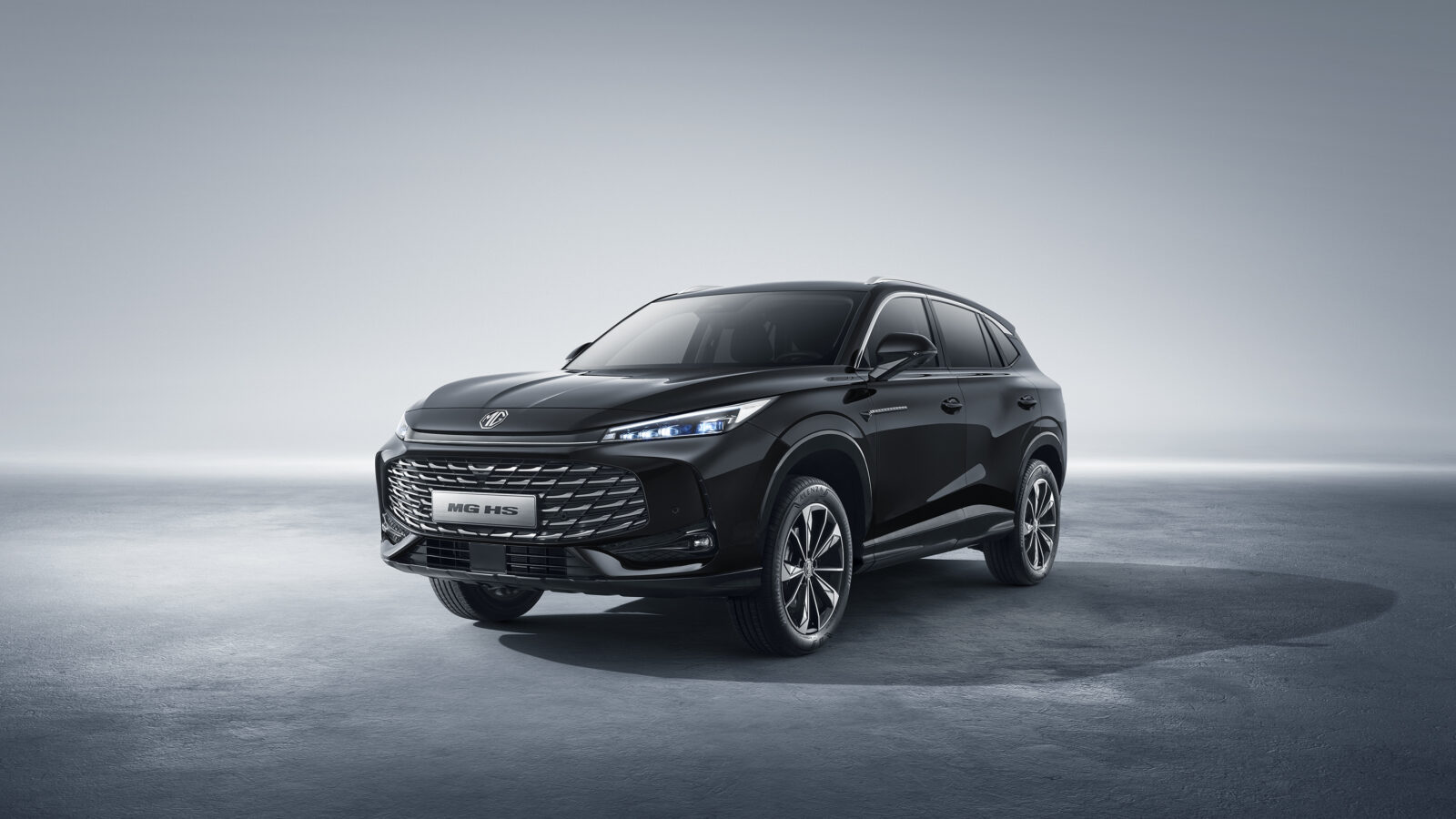 mg motor poland mg hs